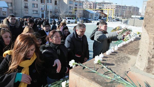 Российская делегация почтила память жертв Спитакского землетрясения - Sputnik Армения