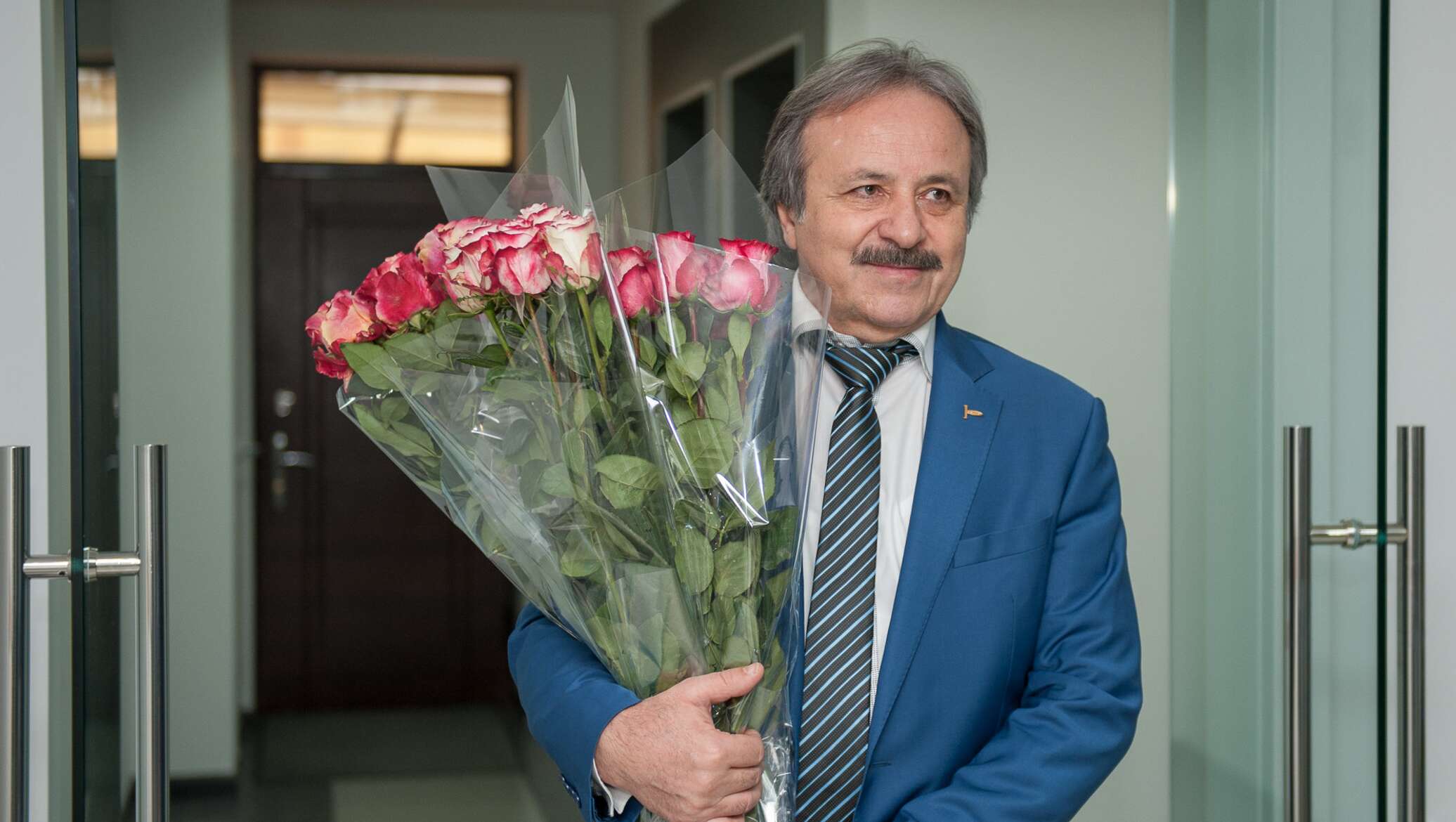 пластический хирург кудзаев. доктор казбек кудзаев. казбек урусханович. кудзаев пластический хирург. доктор казбек кудзаев.