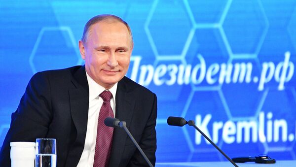 Двенадцатая ежегодная большая пресс-конференция президента РФ Владимира Путина - Sputnik Армения