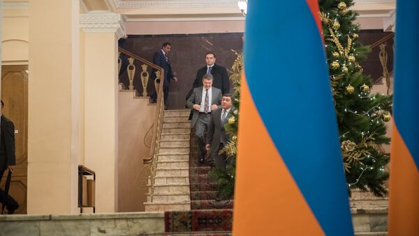 Премьер-министр пригласил представителей СМИ на новогодний прием - Sputnik Արմենիա