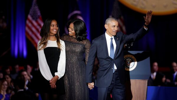 Барак Обама с женой Мишель и дочерью Малией - Sputnik Արմենիա