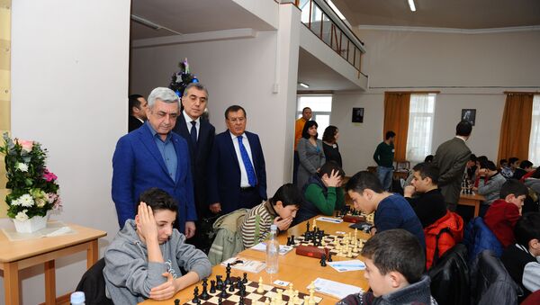 Президент Армении Серж Саргсян в Шахматной академии Армении и Доме шахмат - Sputnik Армения