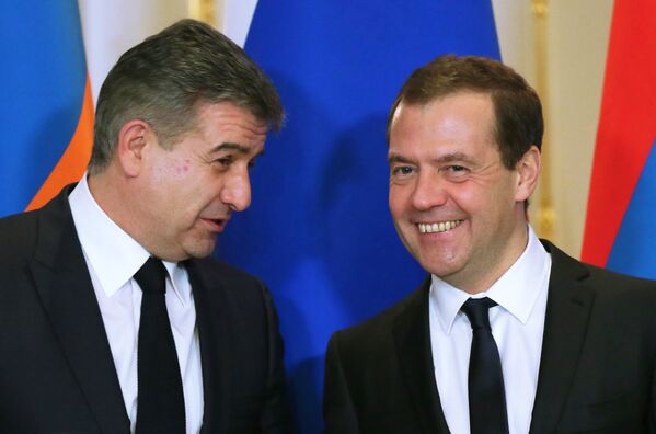 Премьер-министр РФ Д. Медведев встретился с премьер-министром РФ Армении К. Карапетяном - Sputnik Армения