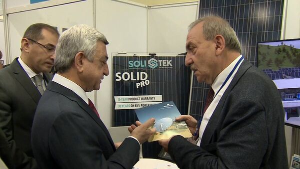 Президент Серж Саргсян присутствовал на Инвестиционном форуме по солнечной энергетике - Sputnik Армения