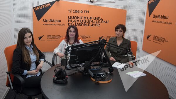 Алиса Аветисян и Аида Аракелян в гостях у радио Sputnik Армения - Sputnik Արմենիա