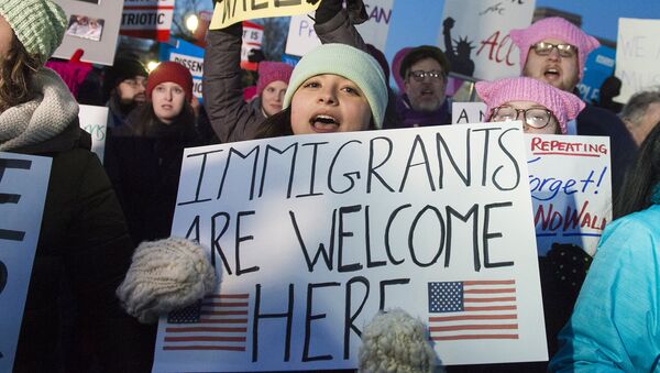 Протесты в США, против миграционной политики Дональда Трампа - Sputnik Армения