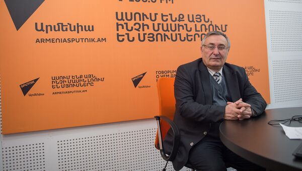 Эдик Минасян в гостях у радио Sputnik Армения - Sputnik Արմենիա
