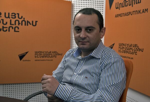Կորոնավիրուս է հաստատվել ԱԺ ևս մեկ պատգամավորի մոտ Կորոնավիրուս է հաստատվել ԱԺ ևս մեկ պատգամավորի մոտ - Sputnik Արմենիա