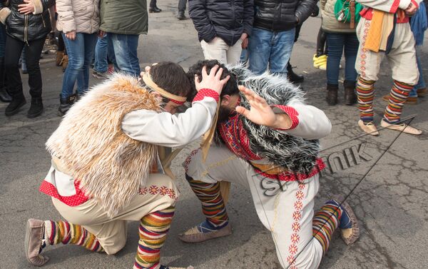 Праздник Барекендан. Армянские народные танцы. Ярхушта  - Sputnik Армения