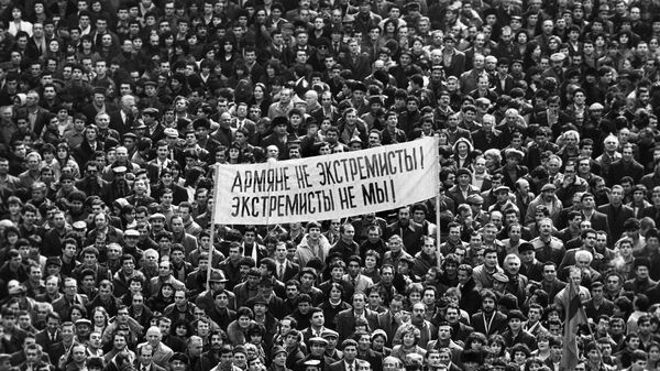 События в Ереване в 1988 году - Sputnik Армения