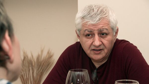 Ресторатор и шеф-повар Арис Ажанд - Sputnik Армения