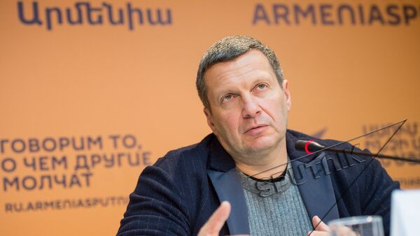 Владимир Соловьев в пресс-центре Sputnik Армения - Sputnik Армения