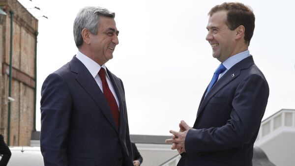 Президент Дмитрий Медведев и президент Армении Серж Саргсян - Sputnik Армения