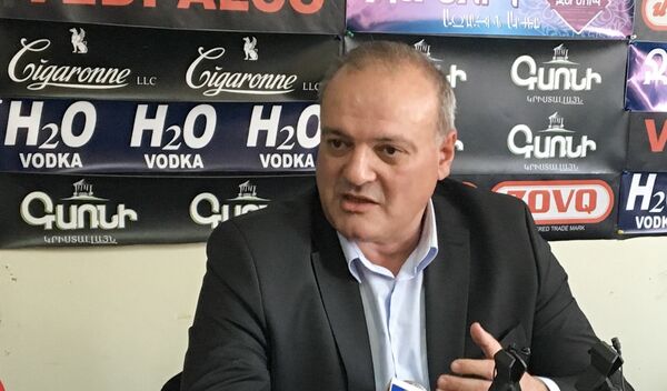 Виген Акопян Виген Акопян - Sputnik Արմենիա