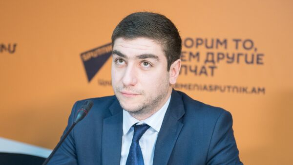 Арман Гукасян - Sputnik Արմենիա