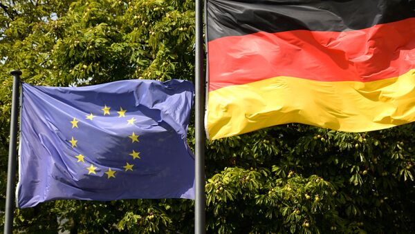 Флаги Евросоюза и Германии в Берлине - Sputnik Армения