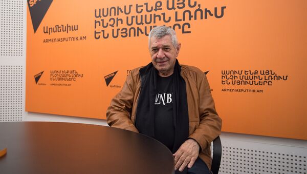 Левон Малхасян в гостях у радио Sputnik Армения - Sputnik Արմենիա