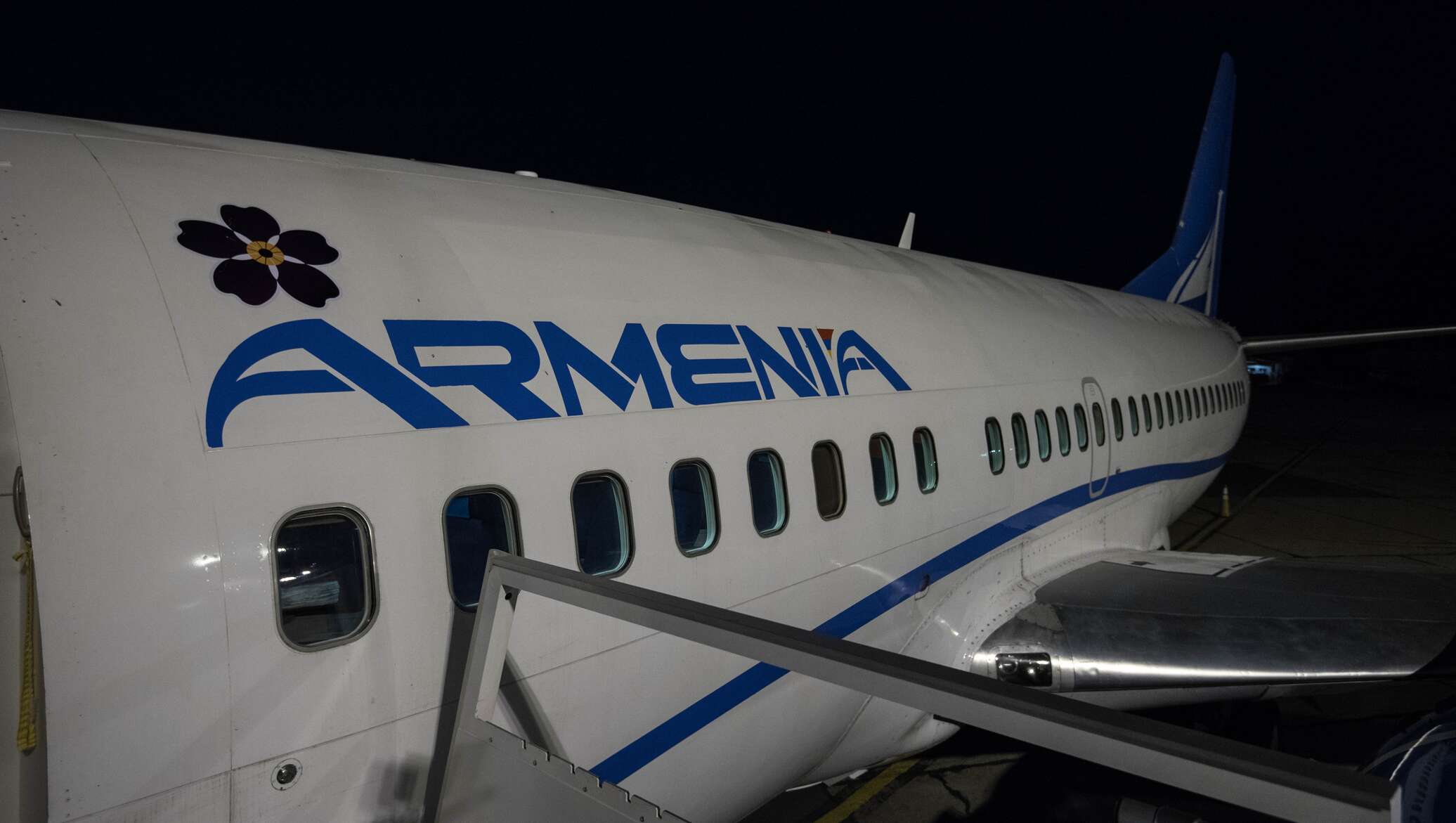 Авиакомпании armenia. Армения Airways авиакомпания. Armenia авиакомпания самолеты. Armenia Aircompany Armenia Aircompany. Самолет армянских авиалиний.