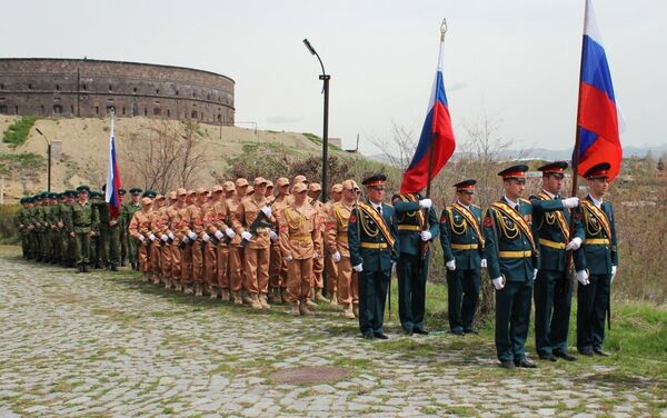 Российские военные провели в Армении генеральную репетицию мероприятий ко Дню Победы - Sputnik Армения