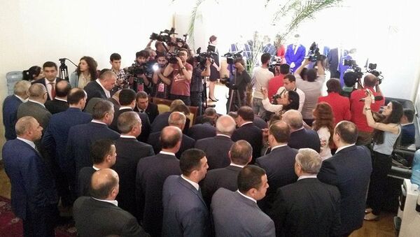 Депутаты парламента выбирают спикера - Sputnik Армения