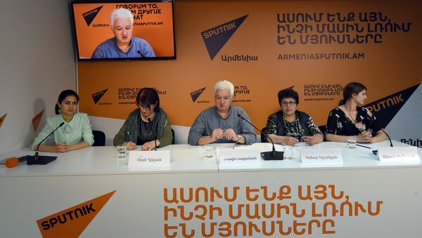 П/к инициативной группы Требуем наказать Атешяна в пресс-центре Sputnik Армения - Sputnik Армения