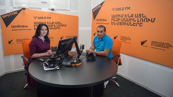 Азат Товмасян в гостях у радио Sputnik Армения - Sputnik Արմենիա