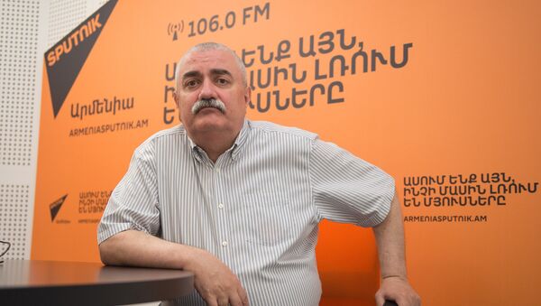 Арам Сафарян в гостях у радио Sputnik Армения - Sputnik Армения