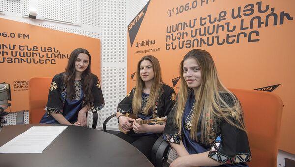 Трио Мандили - Sputnik Армения