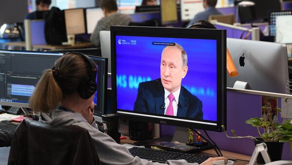 Трансляция Прямой линии с Владимиром Путиным - Sputnik Армения