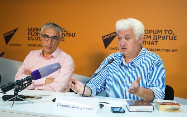 Хасан Двин и Саргис Ацпанян Хасан Двин и Саргис Ацпанян - Sputnik Армения