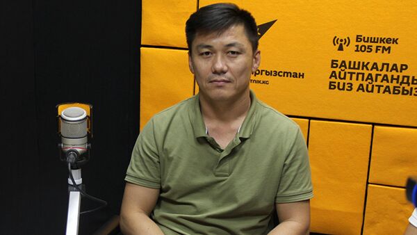 Мастер-тренер по первой доврачебной помощи Замир Дуйшеев во время интервью Sputnik Кыргызстан - Sputnik Армения