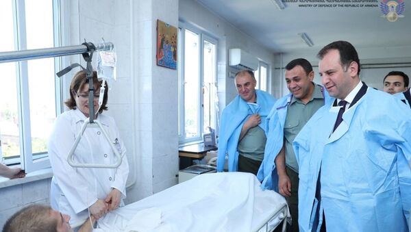 Виден Саргсян в центральной госпитале - Sputnik Արմենիա