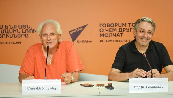 Мартен Йорганц и Егише Петросян - Sputnik Армения