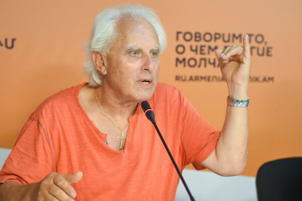 Мартен Йорганц Мартен Йорганц - Sputnik Армения