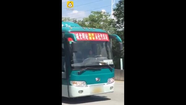 В Китае 12-летний мальчик угнал автобус и катался по городу - Sputnik Արմենիա