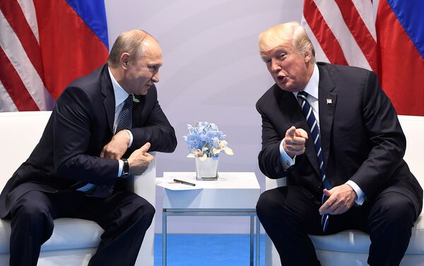 Президенты России и США Владимир Путин и Дональд Трамп - Sputnik Армения