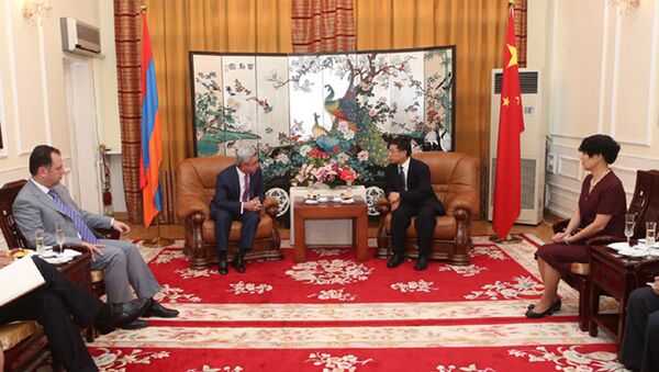 президент Армении Серж Саргсян посетил посольство Китая - Sputnik Արմենիա
