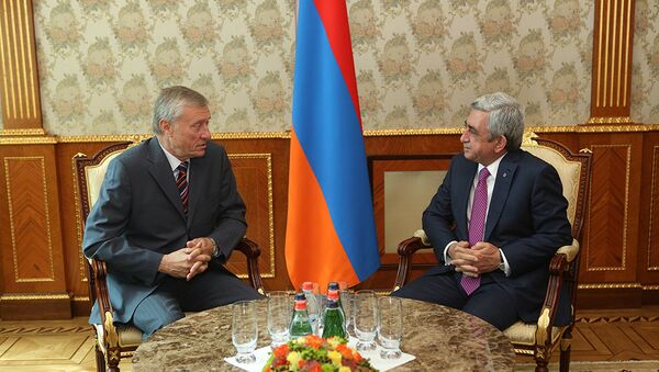 президент Армении Серж Саргсян и генсек ОСКБ Николай Бордюжа - Sputnik Армения