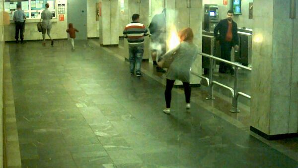 Взрыв аккумулятора электронной сигареты у пассажирки в минском метро - Sputnik Армения