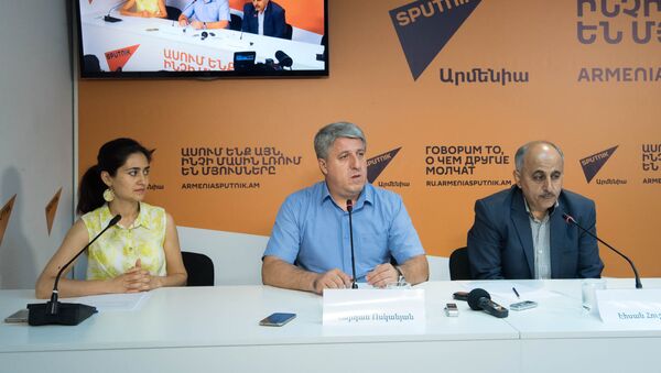 Вардан Восканян и Ехсан Ушманд - Sputnik Армения