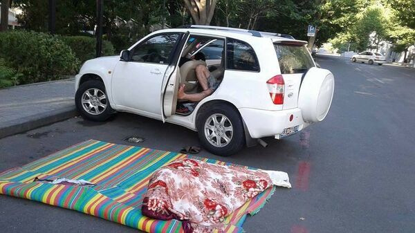 Иранцы на красных линиях в Ереване, которых выдавали в соцсетях за турок Иранцы на красных линиях в Ереване, которых выдавали в соцсетях за турок - Sputnik Արմենիա