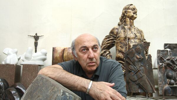 Скульптор Георгий Франгулян в студии - Sputnik Армения
