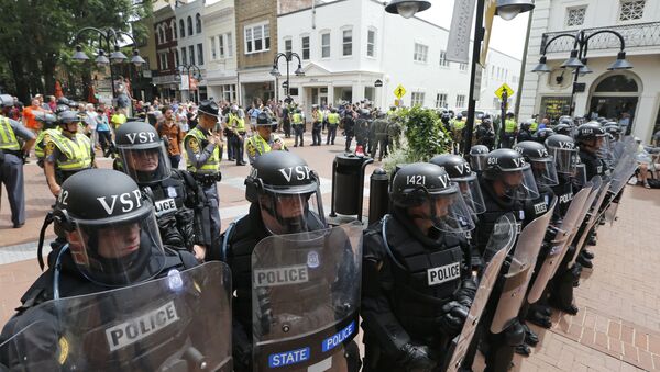 Протесты и беспорядки в городе Шарлотсвилл, штат Вирджиния. Полиция штата - Sputnik Արմենիա