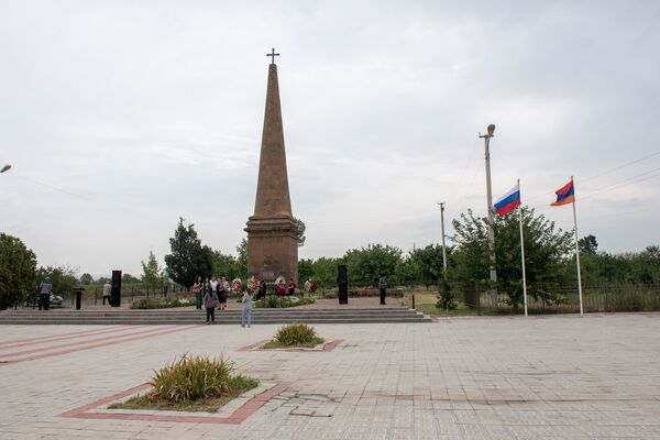 Памятник «Героям Ошакана» в Армавире Памятник «Героям Ошакана» в Армавире - Sputnik Արմենիա