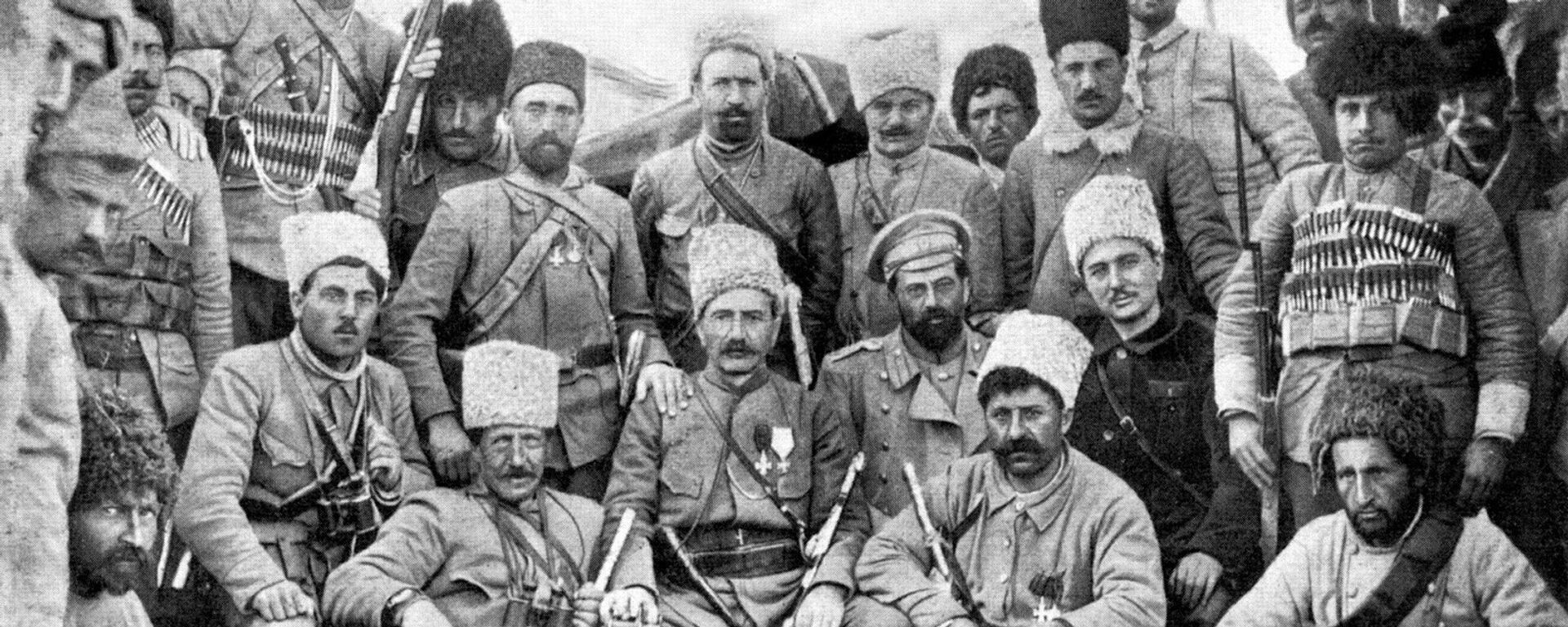 Андраник Озанян со своими солдатами - Sputnik Արմենիա, 1920, 30.08.2017