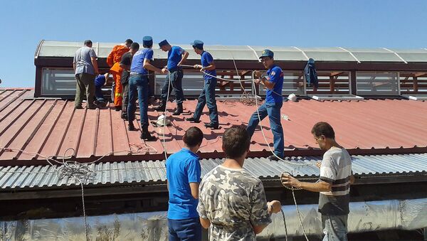 У нового здания бальницы в Шенгавите обрушилась крыша - Sputnik Արմենիա
