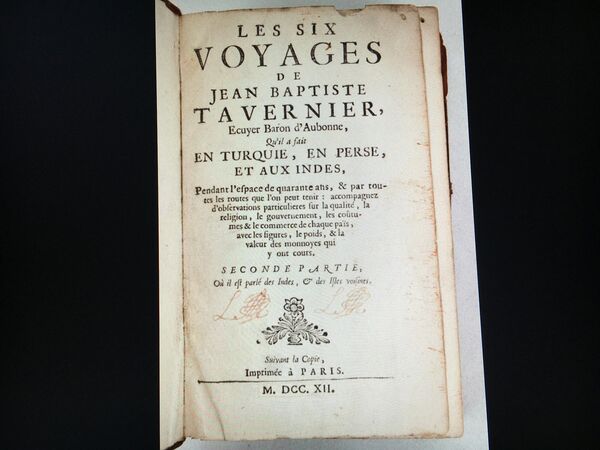 Самая известная книга Жана Батиста Тавернье — «Le Six Voyages dе Jean-Baptiste Tavernier» («Шесть путешествий Жан-Батиста Тавернье») Самая известная книга Жана Батиста Тавернье — «Le Six Voyages dе Jean-Baptiste Tavernier» («Шесть путешествий Жан-Батиста Тавернье») - Sputnik Արմենիա