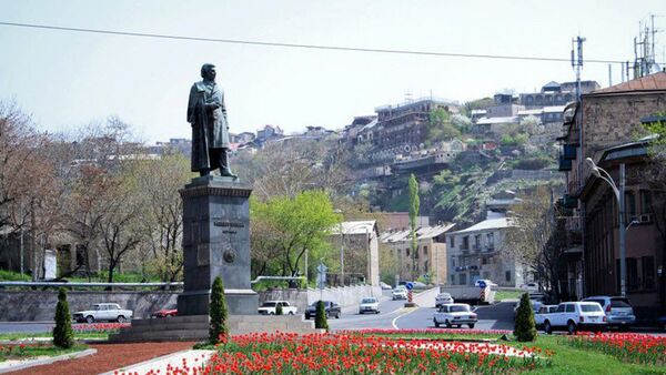 Памятник Хачатура Абовяна в Ереване - Sputnik Армения