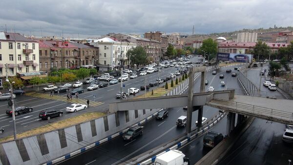 Город Ереван. Улица - Sputnik Արմենիա