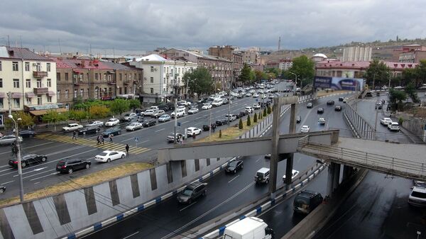 Город Ереван. Улица - Sputnik Армения